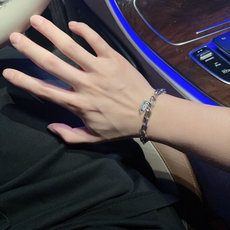 chr1st1an D10r necklaces